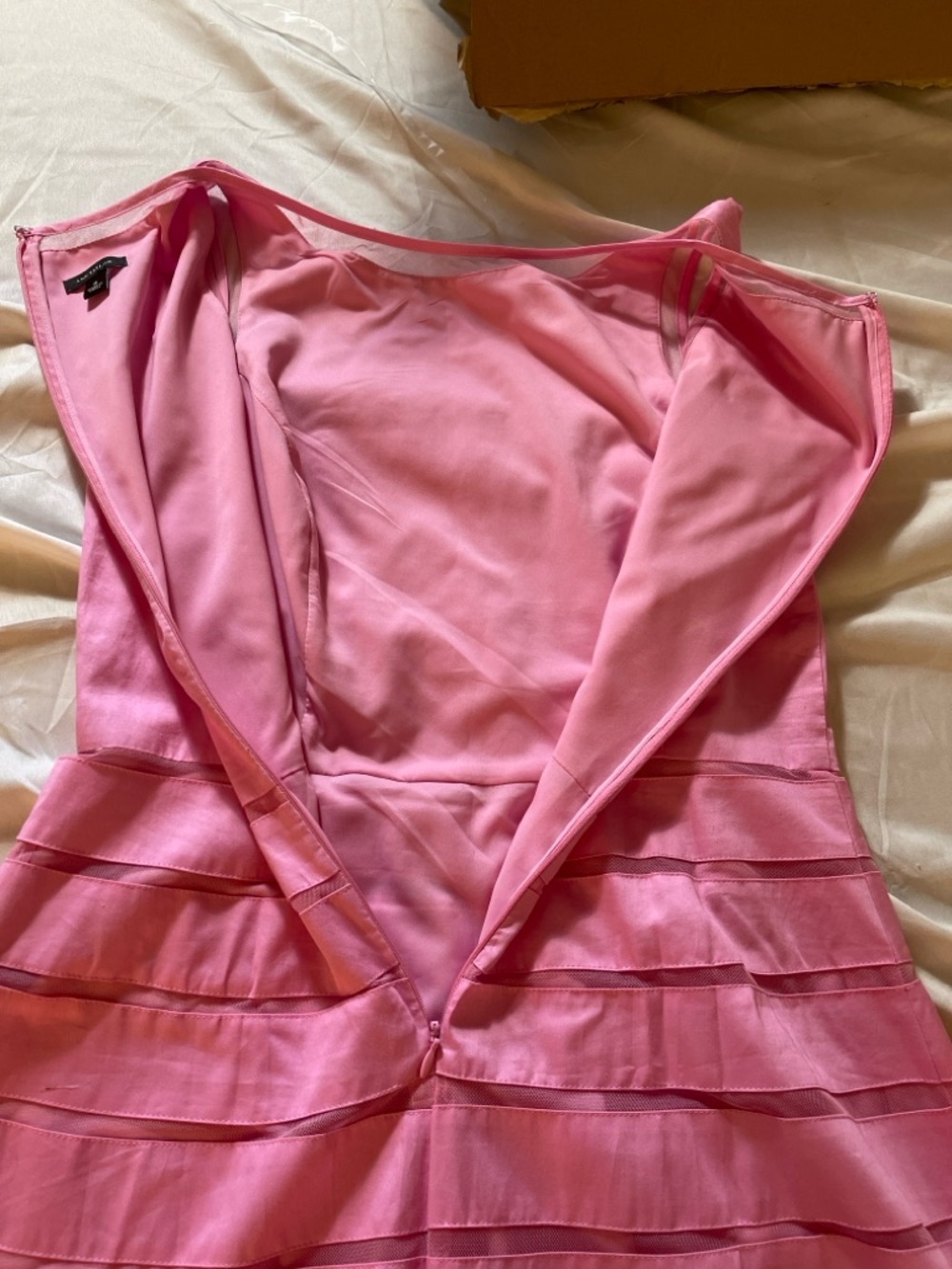 Ann Taylor Pink Fit Flare Dress SZ 8 Sleeveless Pleated A-Line Knee Length Lined - Picture 6 of 8